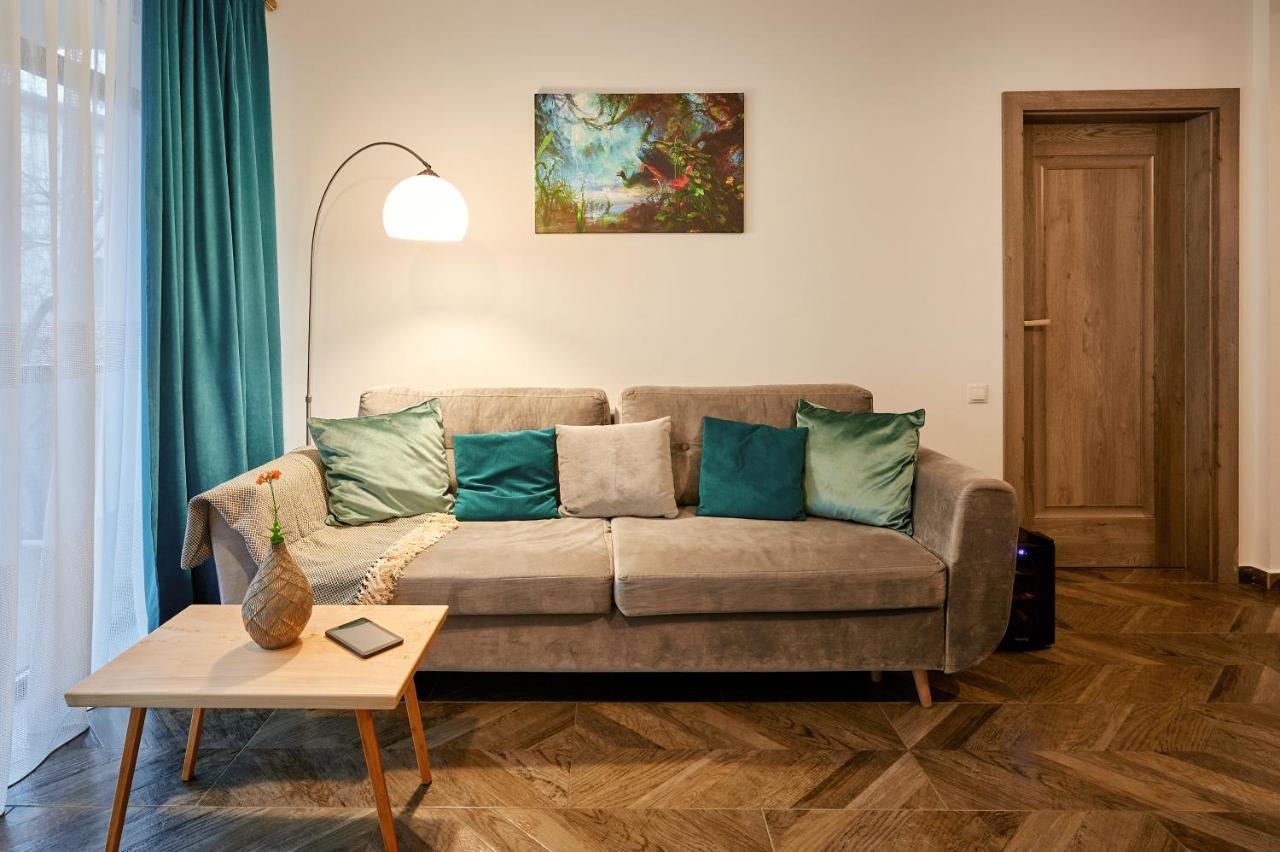 Nuuc Aparthotel Cluj-Napoca Exteriör bild