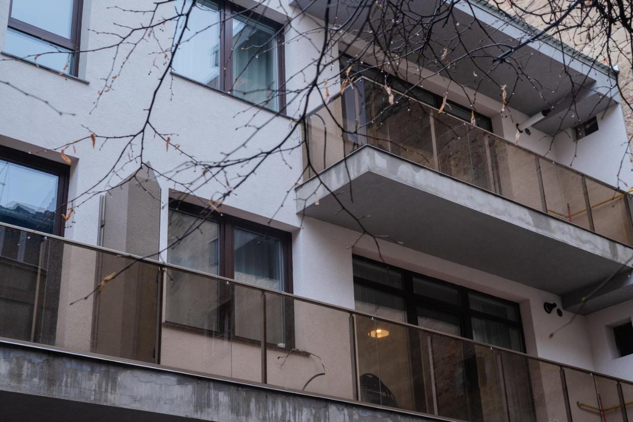 Nuuc Aparthotel Cluj-Napoca Exteriör bild