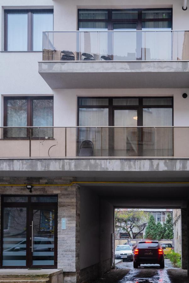 Nuuc Aparthotel Cluj-Napoca Exteriör bild